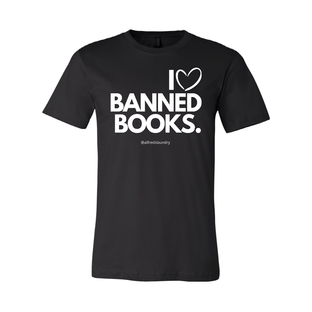 " I Love Banned Books" T-Shirt